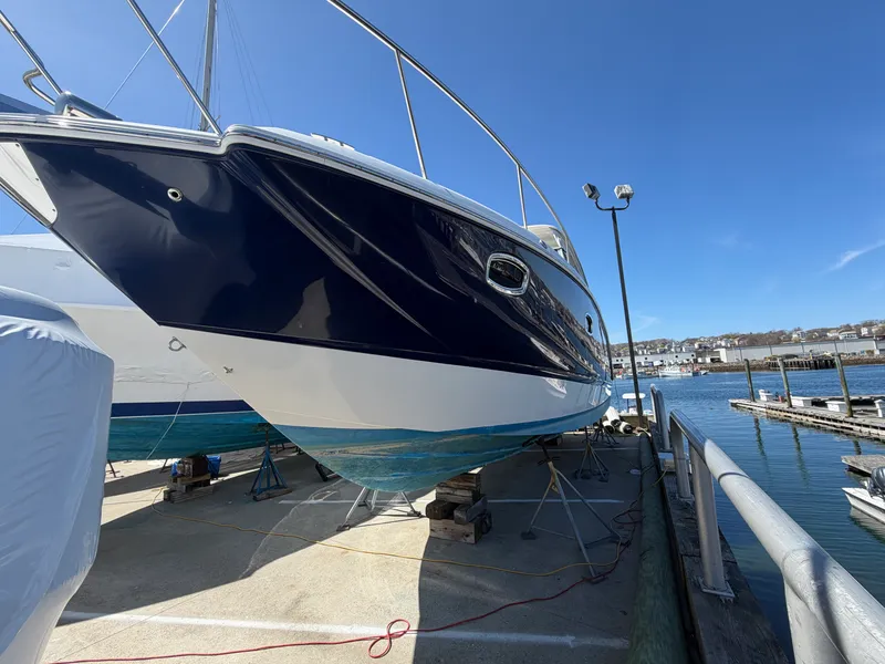 Slide: The Image of Chaparral 330 SIGNATURE 2014 - 5