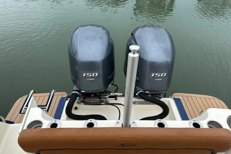 Slide: The Image of Scout 255 LXF 2017 - 12