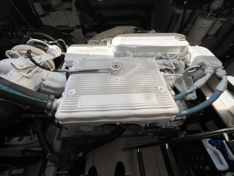 Slide: The Image of Sea Ray 410 Sundancer 2015 - 106