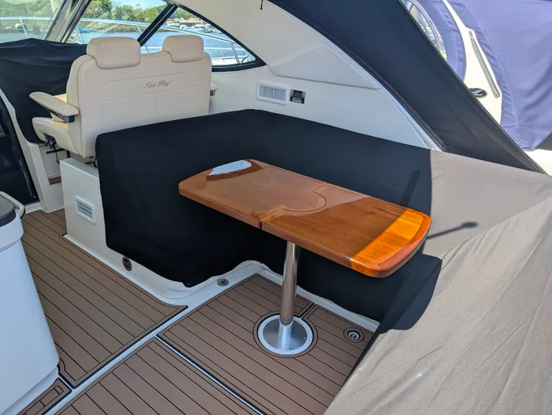 Slide: The Image of Sea Ray 410 Sundancer 2015 - 130