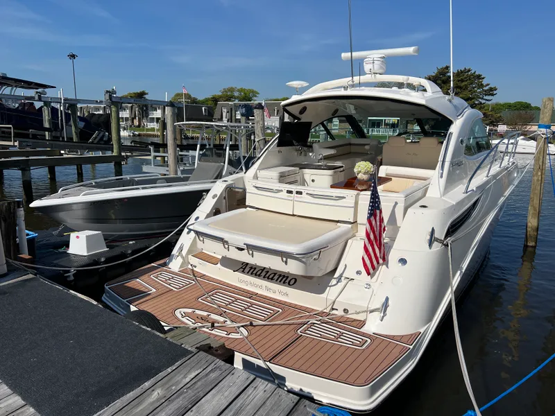 Slide: The Image of Sea Ray 410 Sundancer 2015 - 3