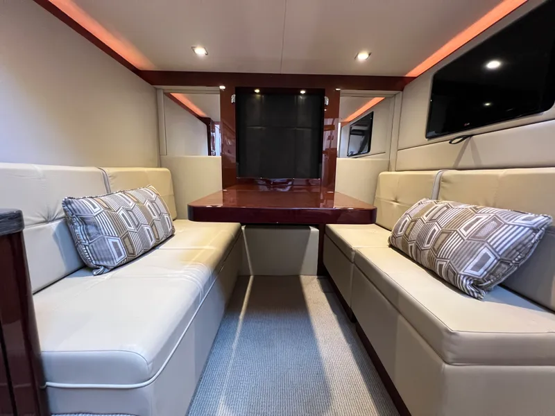 Slide: The Image of Sea Ray 410 Sundancer 2015 - 61