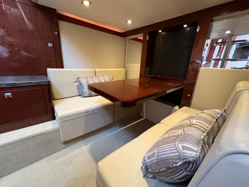Slide: The Image of Sea Ray 410 Sundancer 2015 - 62