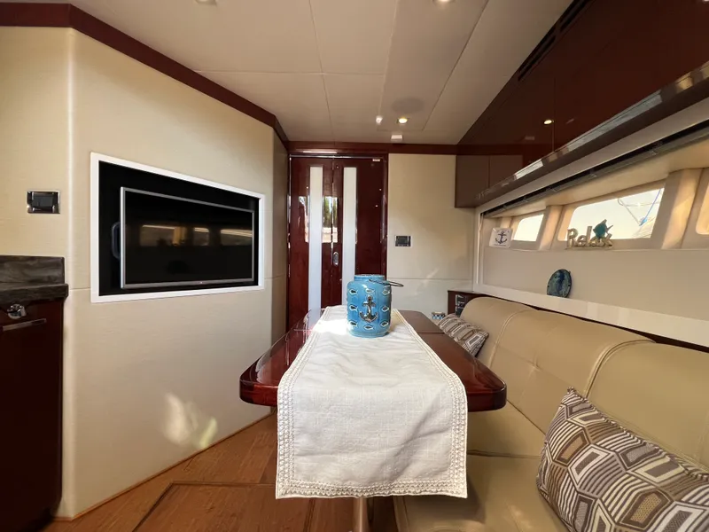 Slide: The Image of Sea Ray 410 Sundancer 2015 - 65