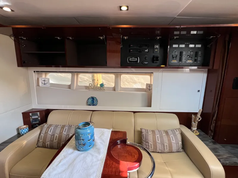 Slide: The Image of Sea Ray 410 Sundancer 2015 - 68