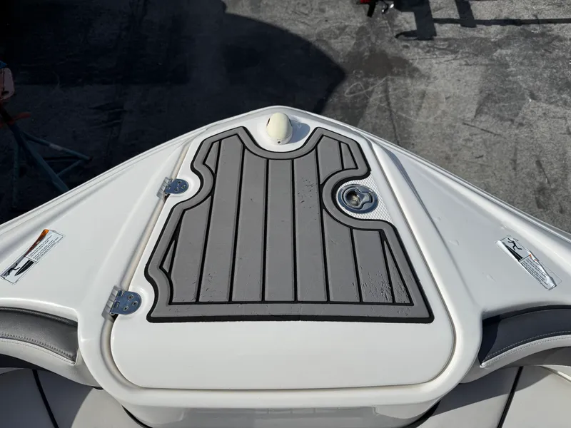 Slide: The Image of Yamaha AR 240 2019 - 12