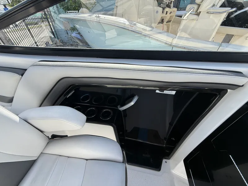 Slide: The Image of Yamaha AR 240 2019 - 15