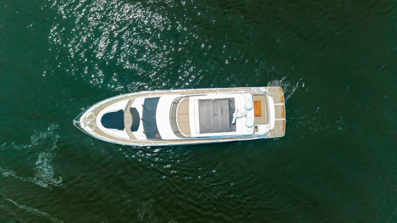 Slide: The Image of Sea Ray L650 Fly 2017 - 6