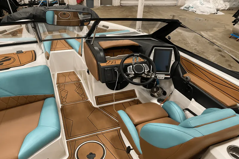 Slide: The Image of Tige Z3 2021 - 13