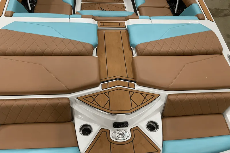 Slide: The Image of Tige Z3 2021 - 25