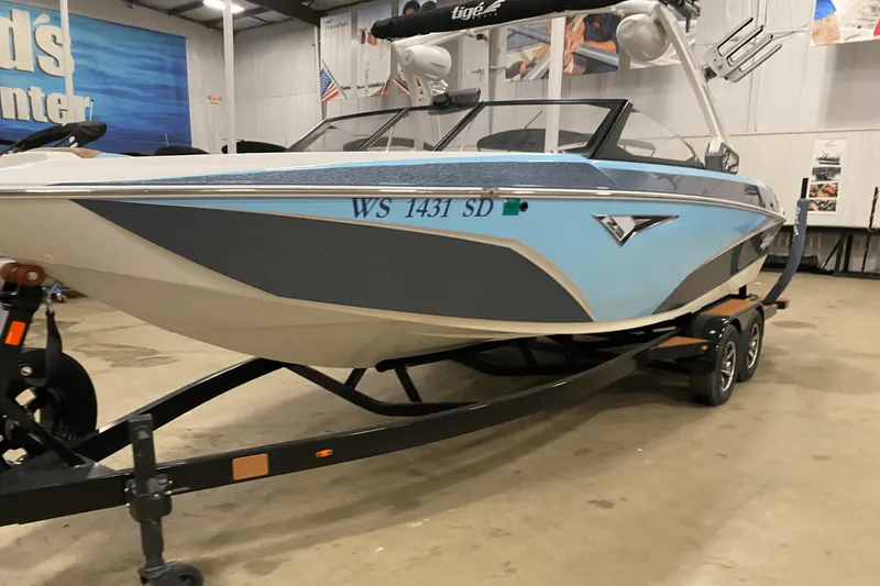 Slide: The Image of Tige Z3 2021 - 3