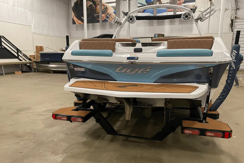 Slide: The Image of Tige Z3 2021 - 31