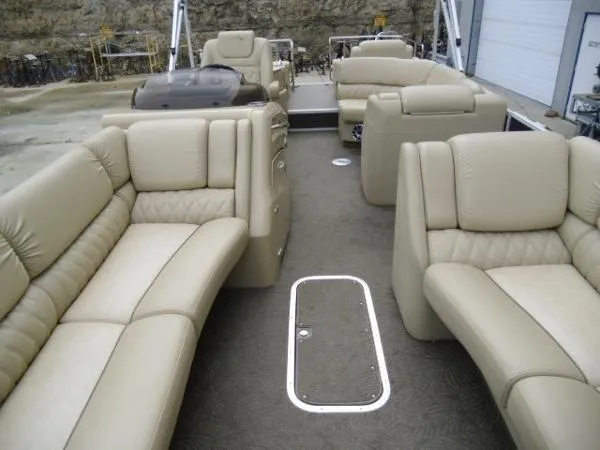 Slide: The Image of Bennington 2875 QCW I/O 2015 - 17