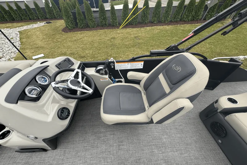 Slide: The Image of Barletta CABRIO 24UC 2022 - 10