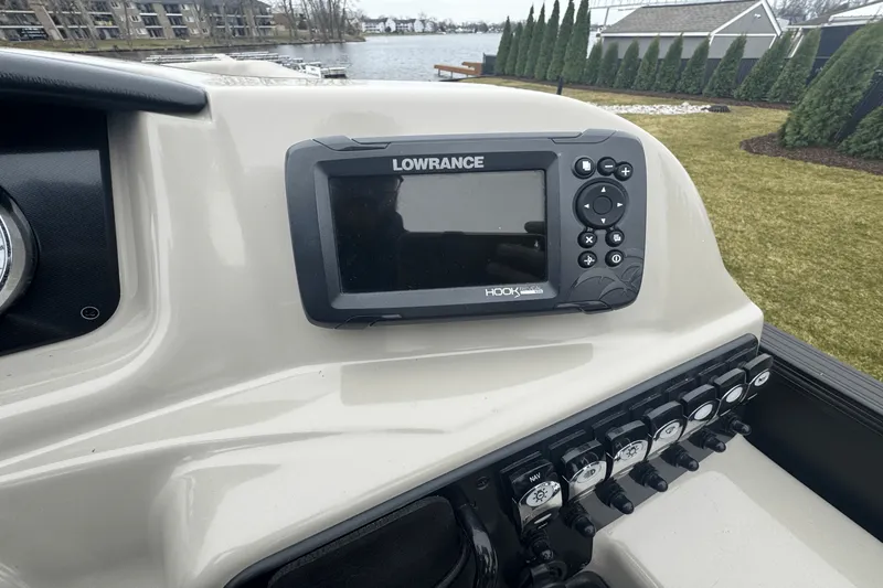 Slide: The Image of Barletta CABRIO 24UC 2022 - 13