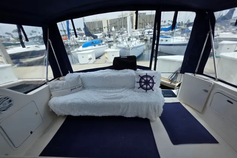 Slide: The Image of Sea Ray Sundancer 330 1999 - 5