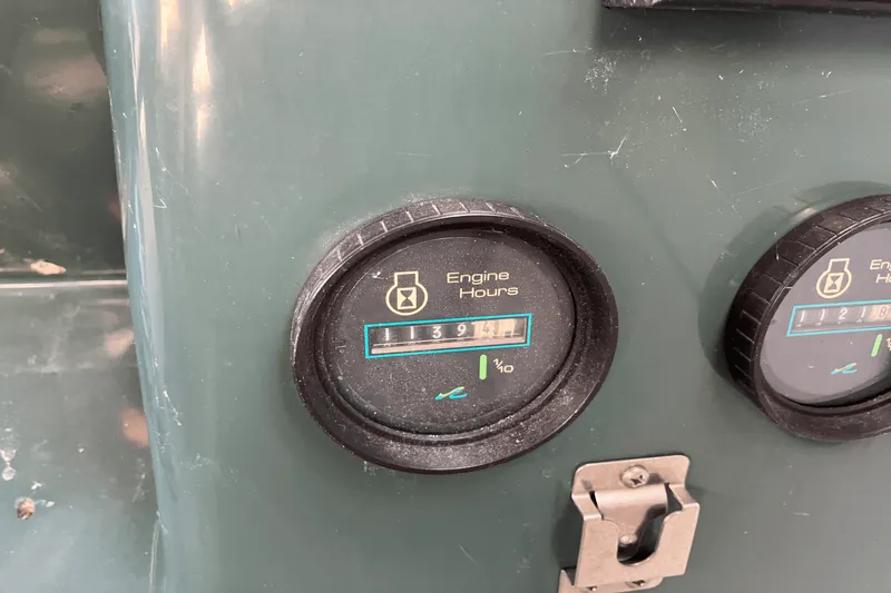 Slide: The Image of Sea Ray 280 SUNDANCER 1989 - 18