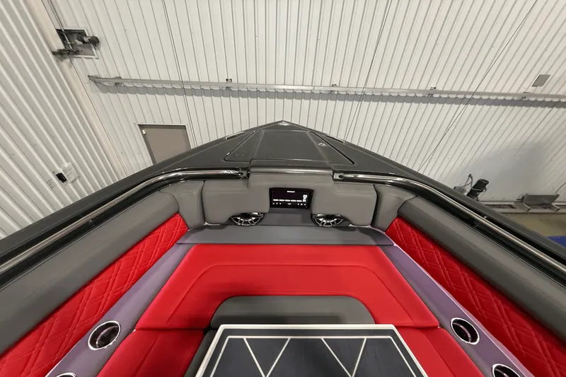 Slide: The Image of Cigarette 42 NIGHTEAGLE 2022 - 17