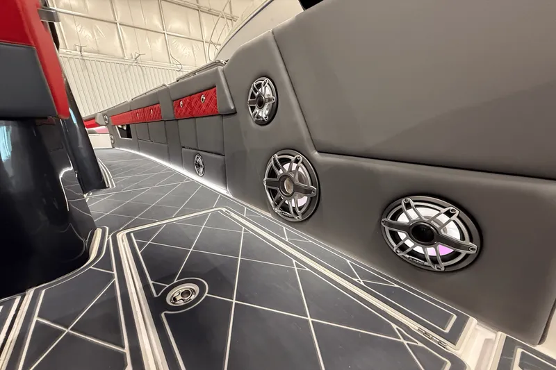 Slide: The Image of Cigarette 42 NIGHTEAGLE 2022 - 35