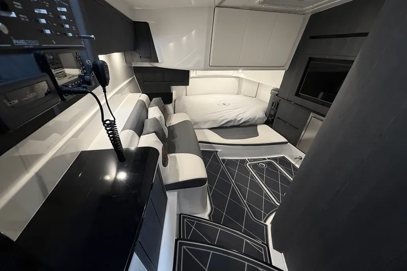 Slide: The Image of Cigarette 42 NIGHTEAGLE 2022 - 40