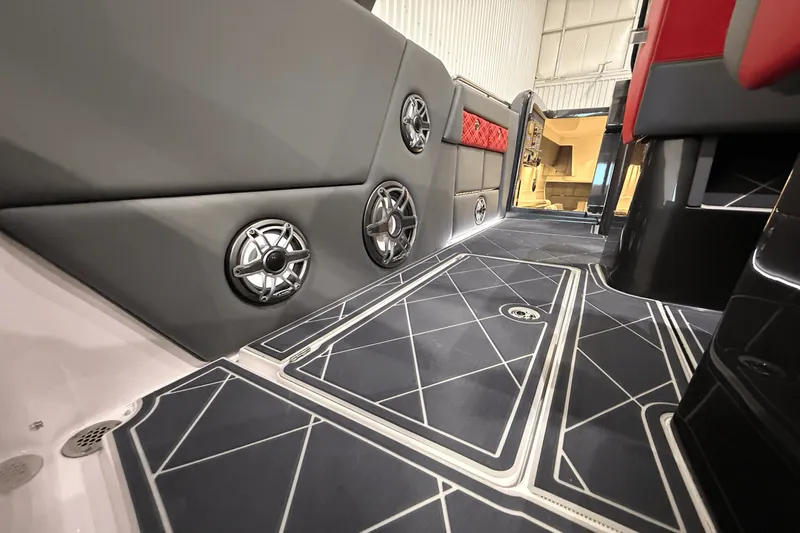 Slide: The Image of Cigarette 42 NIGHTEAGLE 2022 - 47