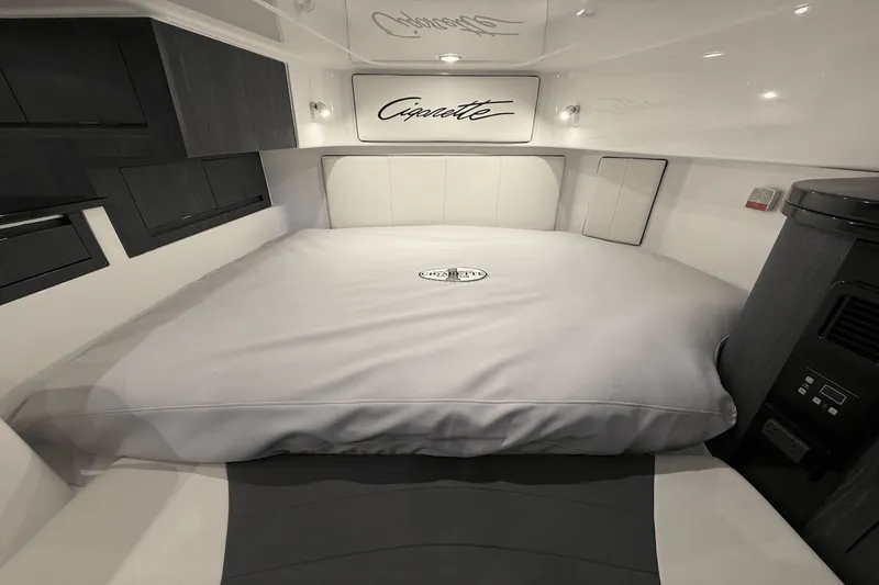 Slide: The Image of Cigarette 42 NIGHTEAGLE 2022 - 48