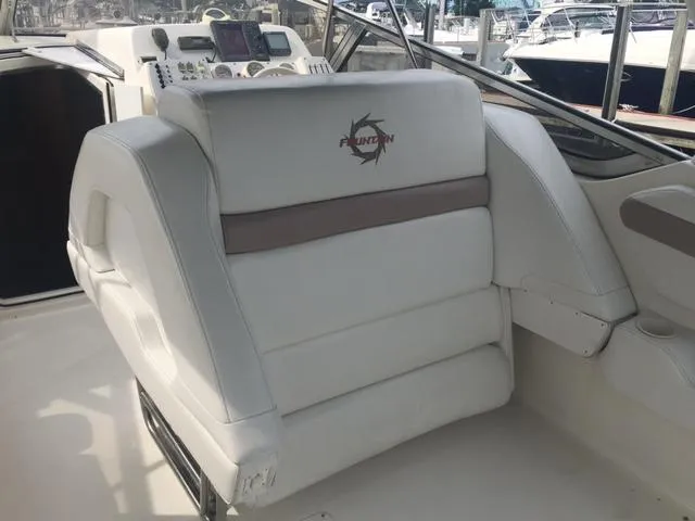 Slide: The Image of Interior of a 2002 Fountain 38 Express Cruiser boat. - 32