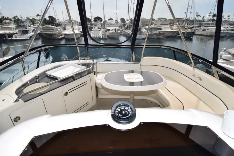 Slide: The Image of Sea Ray 500 Sedan Bridge 2005 - 20