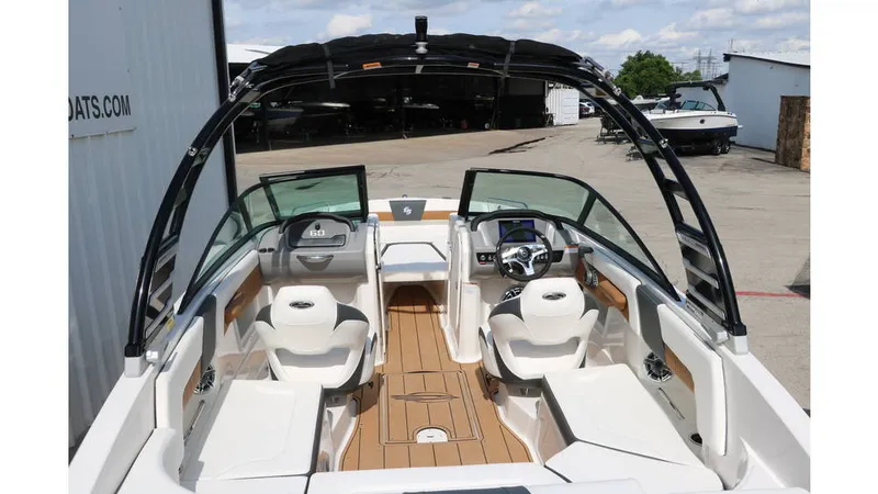 Slide: The Image of Chaparral 23 Surf 2025 - 12