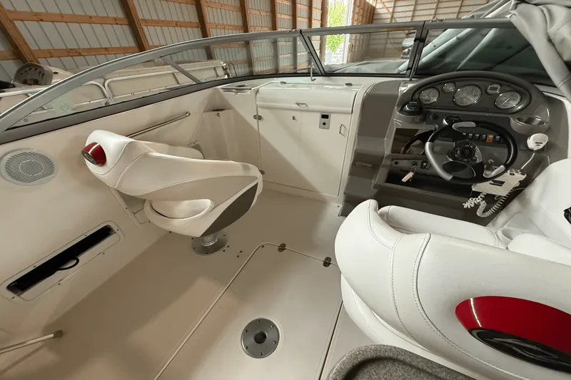 Slide: The Image of Rinker ATLANTIC 230 2006 - 19