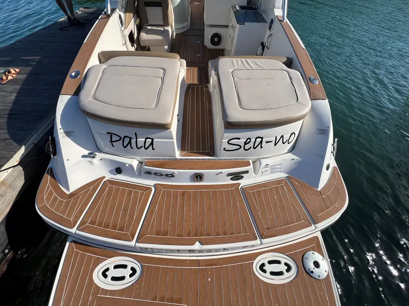 Slide: The Image of Sea Ray 30 2012 - 5