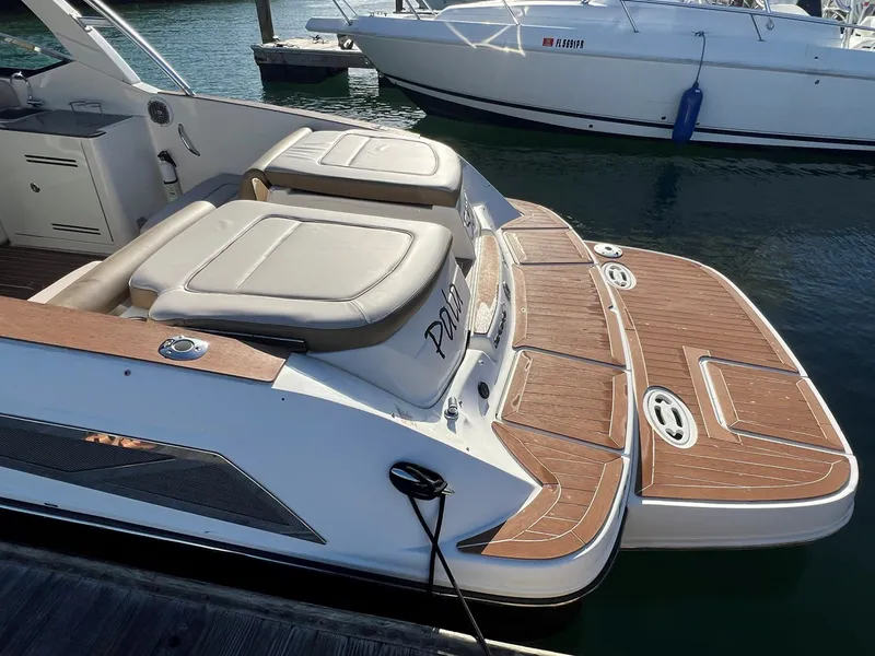 Slide: The Image of Sea Ray 30 2012 - 3