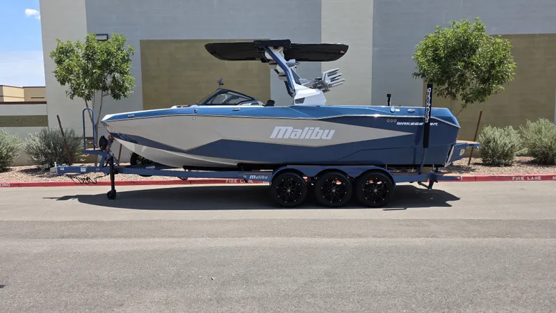 The Image of Malibu 25 LSV 2026 - 0