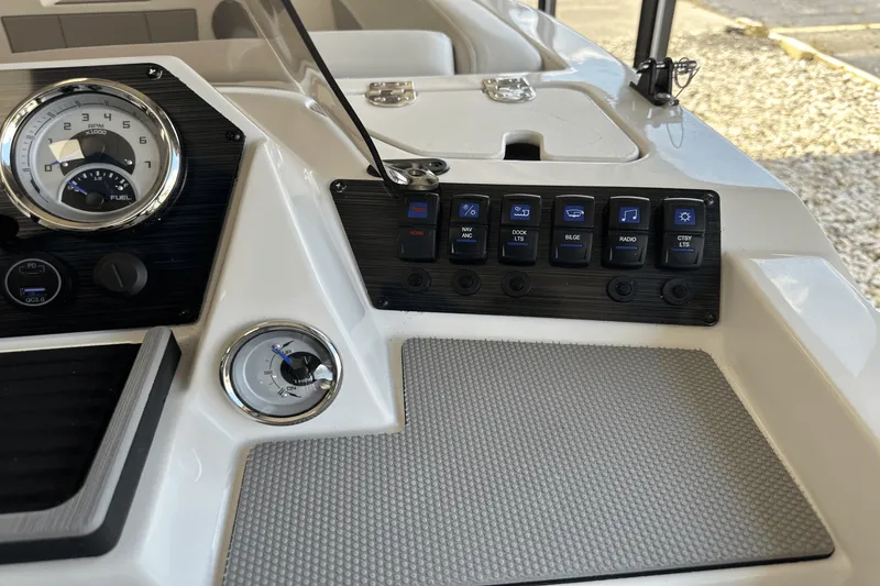 Slide: The Image of Starcraft 16SV OB 2025 - 13