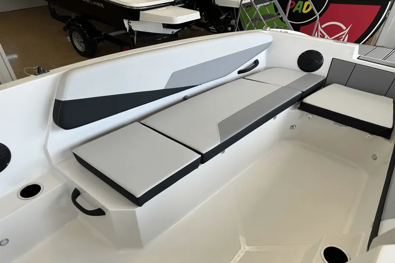 Slide: The Image of Starcraft 16SV OB 2025 - 19