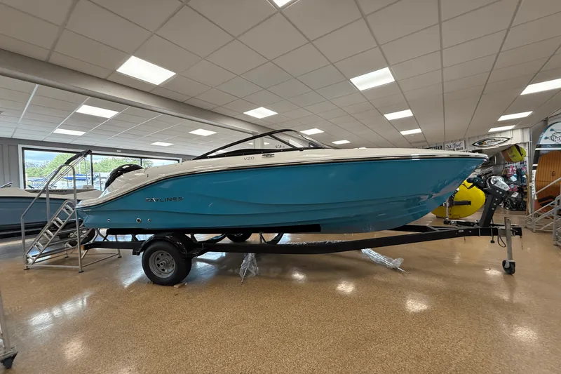 Slide: The Image of Bayliner V20 2025 - 2