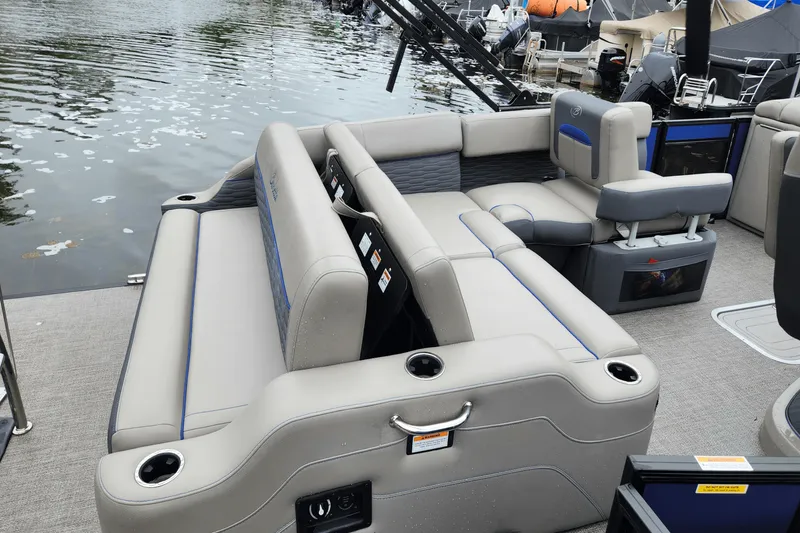 Slide: The Image of Barletta CORSA 23U 2023 - 65