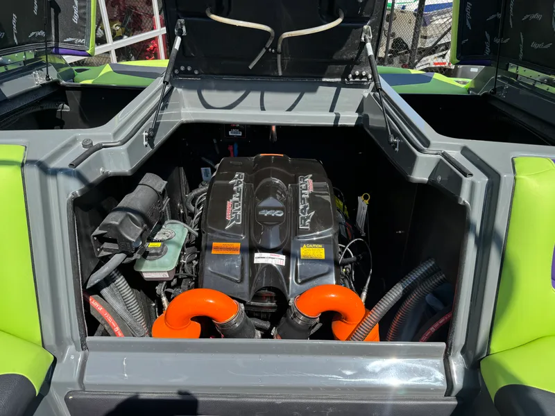 Slide: The Image of Tige 23ZX 2022 - 20