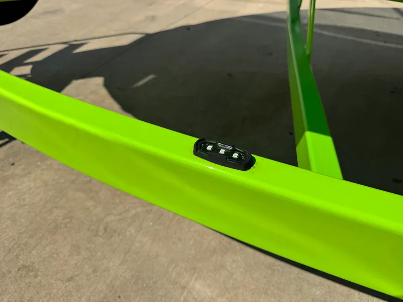 Slide: The Image of Tige 23ZX 2022 - 11
