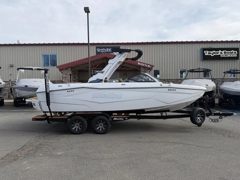 The Image of Malibu 22 LSV 2026 - 0