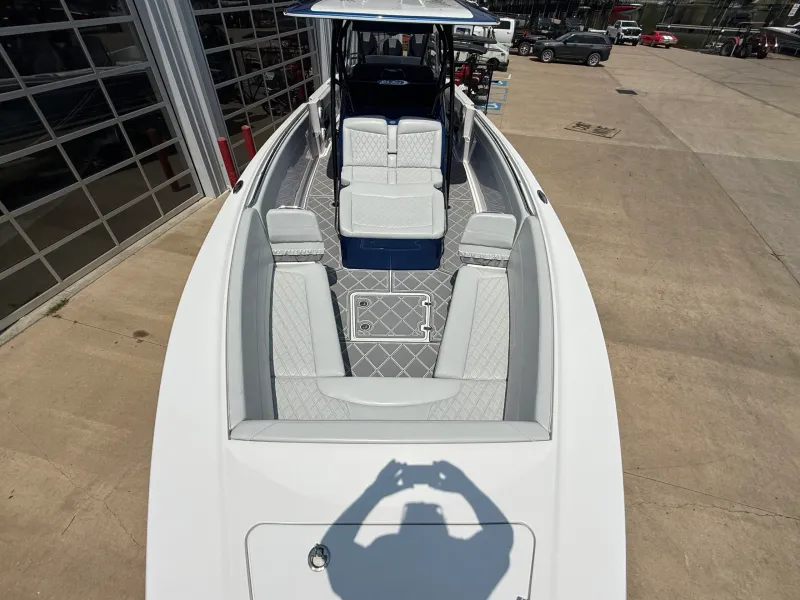 Slide: The Image of Nor-Tech 390 Sport 2022 - 24