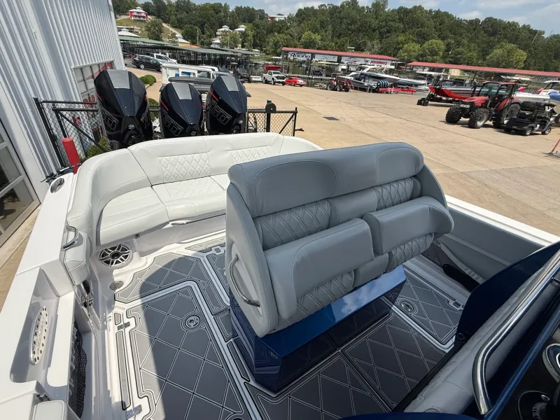 Slide: The Image of Nor-Tech 390 Sport 2022 - 15