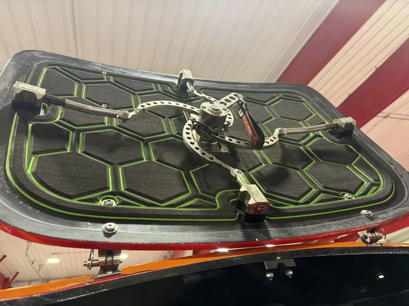 Slide: The Image of Skater 438 2023 - 13
