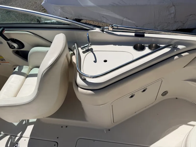 Slide: The Image of Sea Ray 240 SUNDECK 2008 - 14