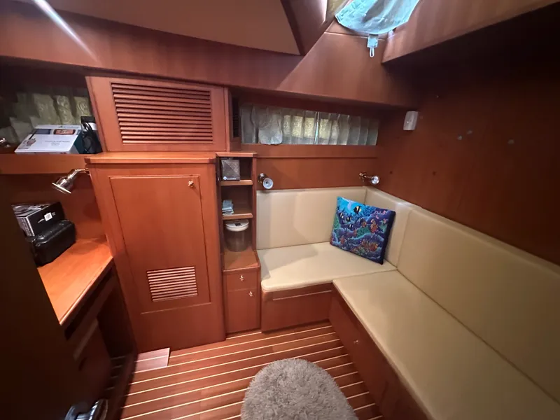 Slide: The Image of Island Pilot 435 2009 - 14