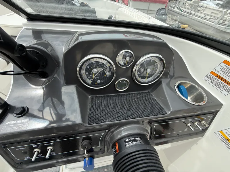 Slide: The Image of Bayliner VR 4 OB 2023 - 13