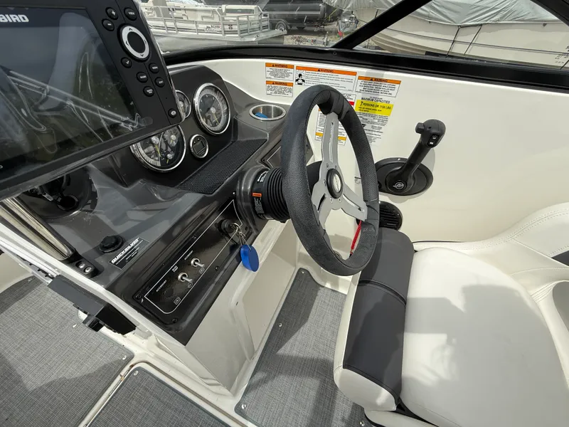 Slide: The Image of Bayliner VR 4 OB 2023 - 15