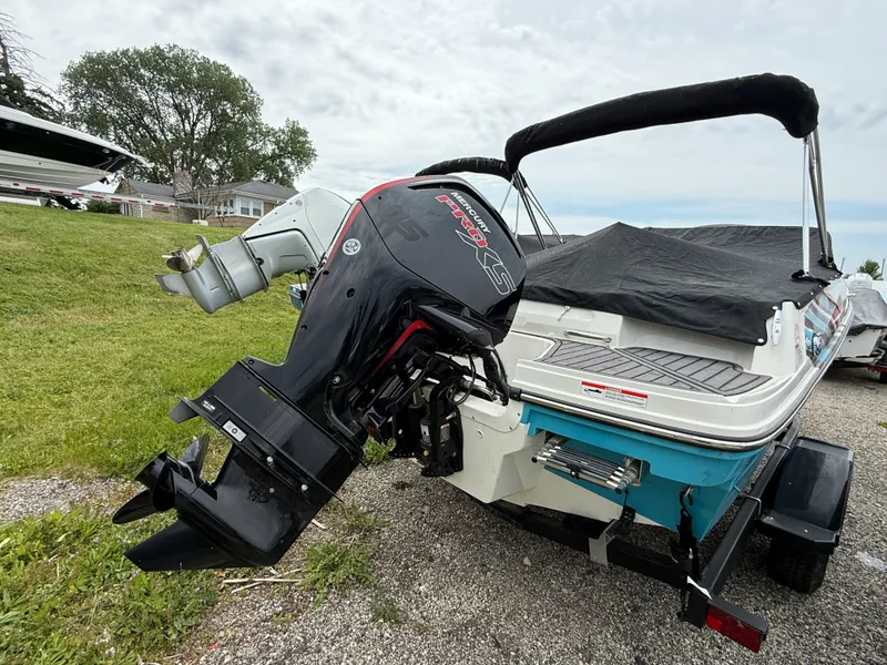Slide: The Image of Bayliner VR 4 OB 2023 - 2