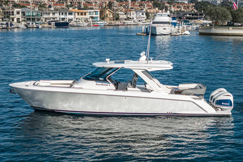 Slide: The Image of Tiara 38 LS 2019 - 3