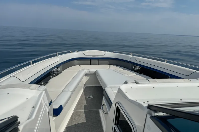 Slide: The Image of Formula 350 CBR 2017 - 28